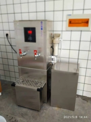 為鞍山市鐵西第一幼兒園安裝一臺凈水設備